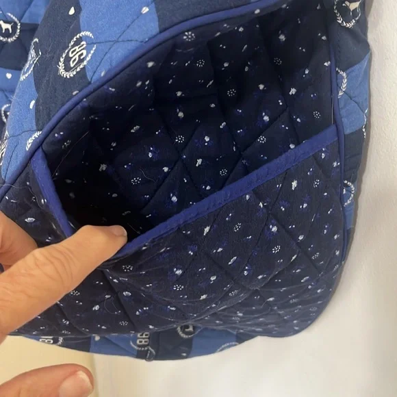 Victoria’s Secret travel bag - Picture 4 of 8